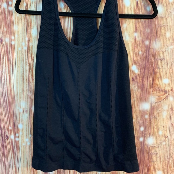 Fabletics Racerback Athletic Mesh Blk  Size Medium - Picture 6 of 13